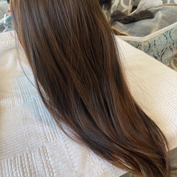 Beautiful long Brown Wig/topper with Auburn Highlights NEW, Heat safe Synthetic main image 9